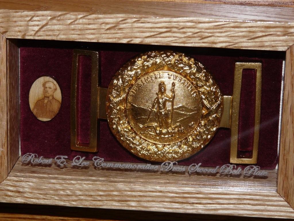 Lee's Buckle